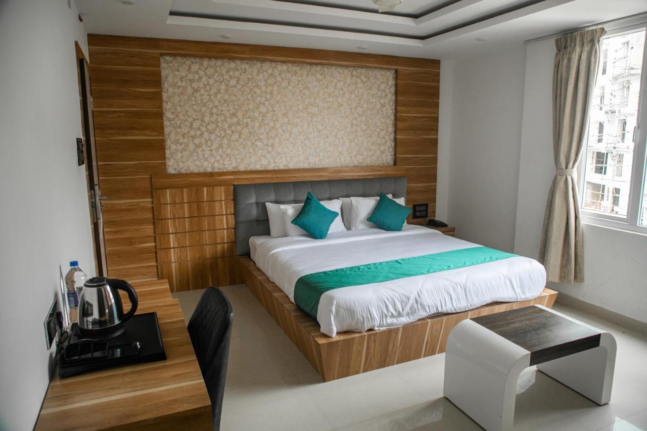 Crescent International Kohima Екстер'єр фото