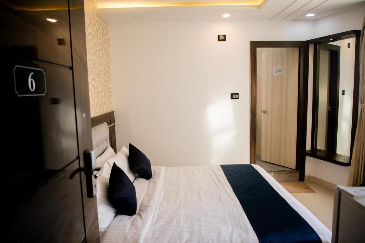 Crescent International Kohima Екстер'єр фото